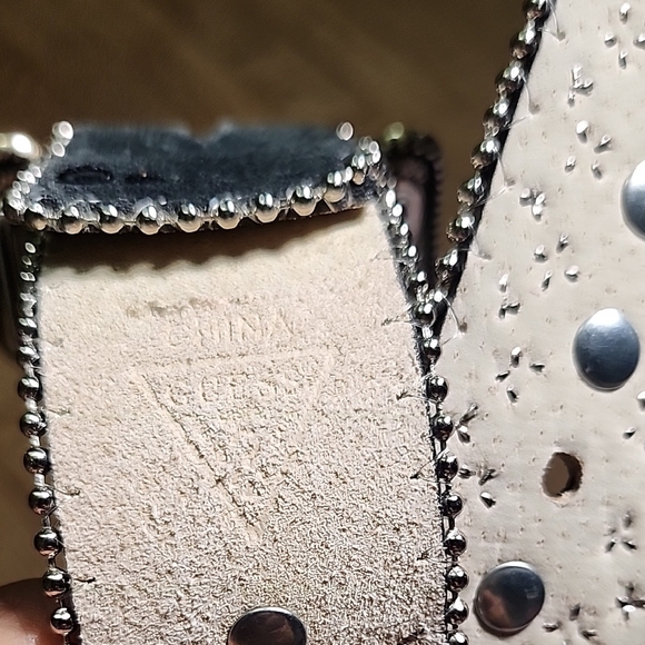 Guess Studded Black Belt with Silver Bling Buckle Westrtn Cowgirl Vintage - Picture 2 of 16